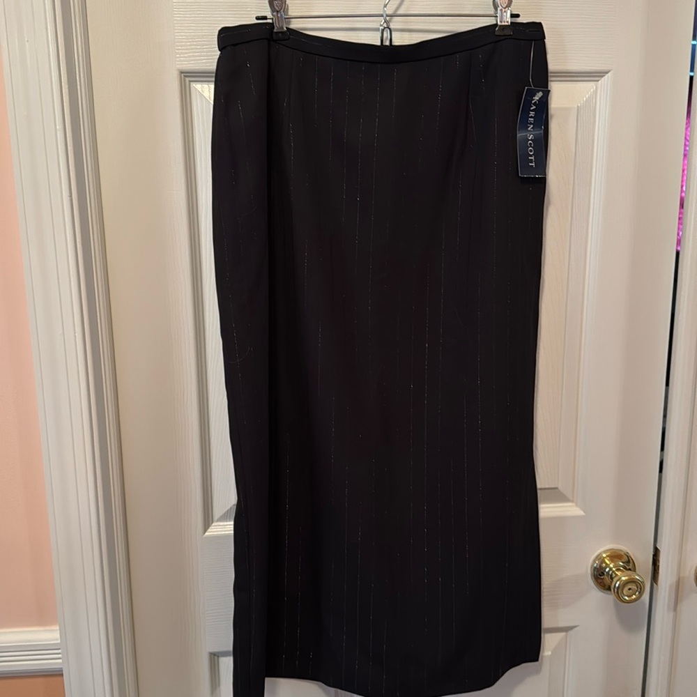 Dressy black maxi skirt NWT